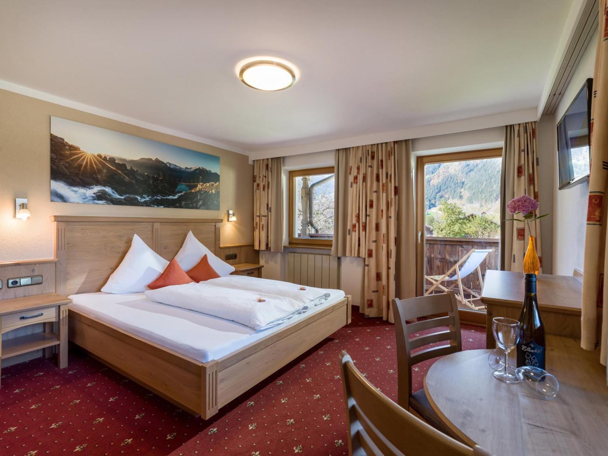 Apart Landhaus Heim Майрхофен Экстерьер фото