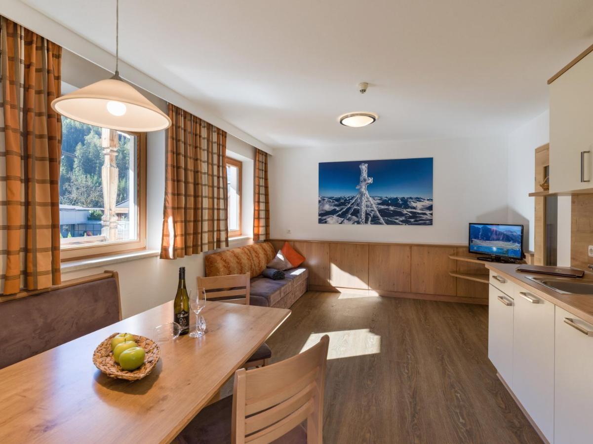 Apart Landhaus Heim Майрхофен Экстерьер фото